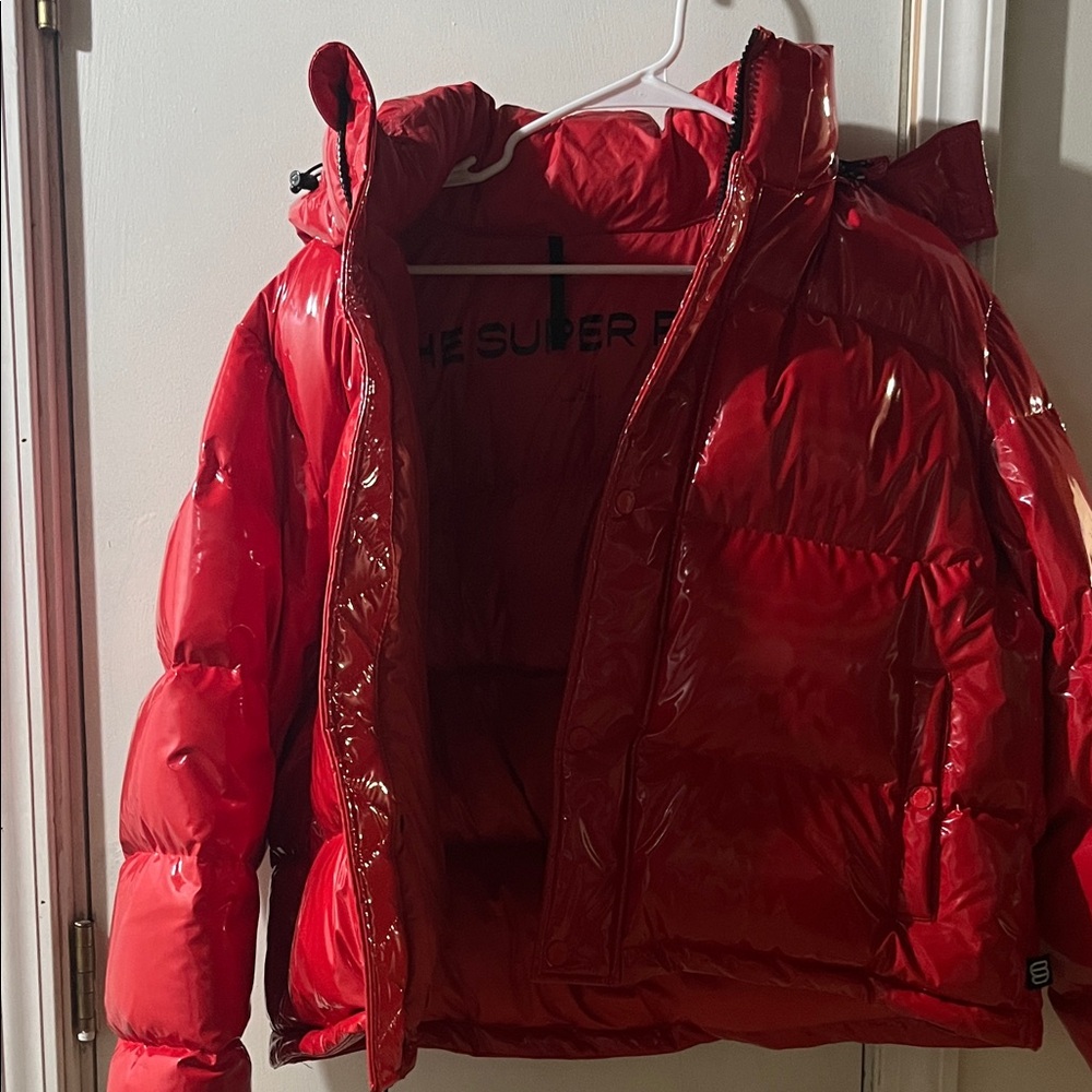 Aritzia Glossy Cherry Puffer Jacket